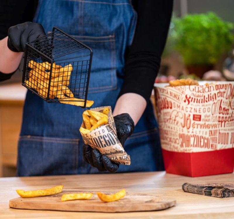 cajas con diferentes tipos de tapas